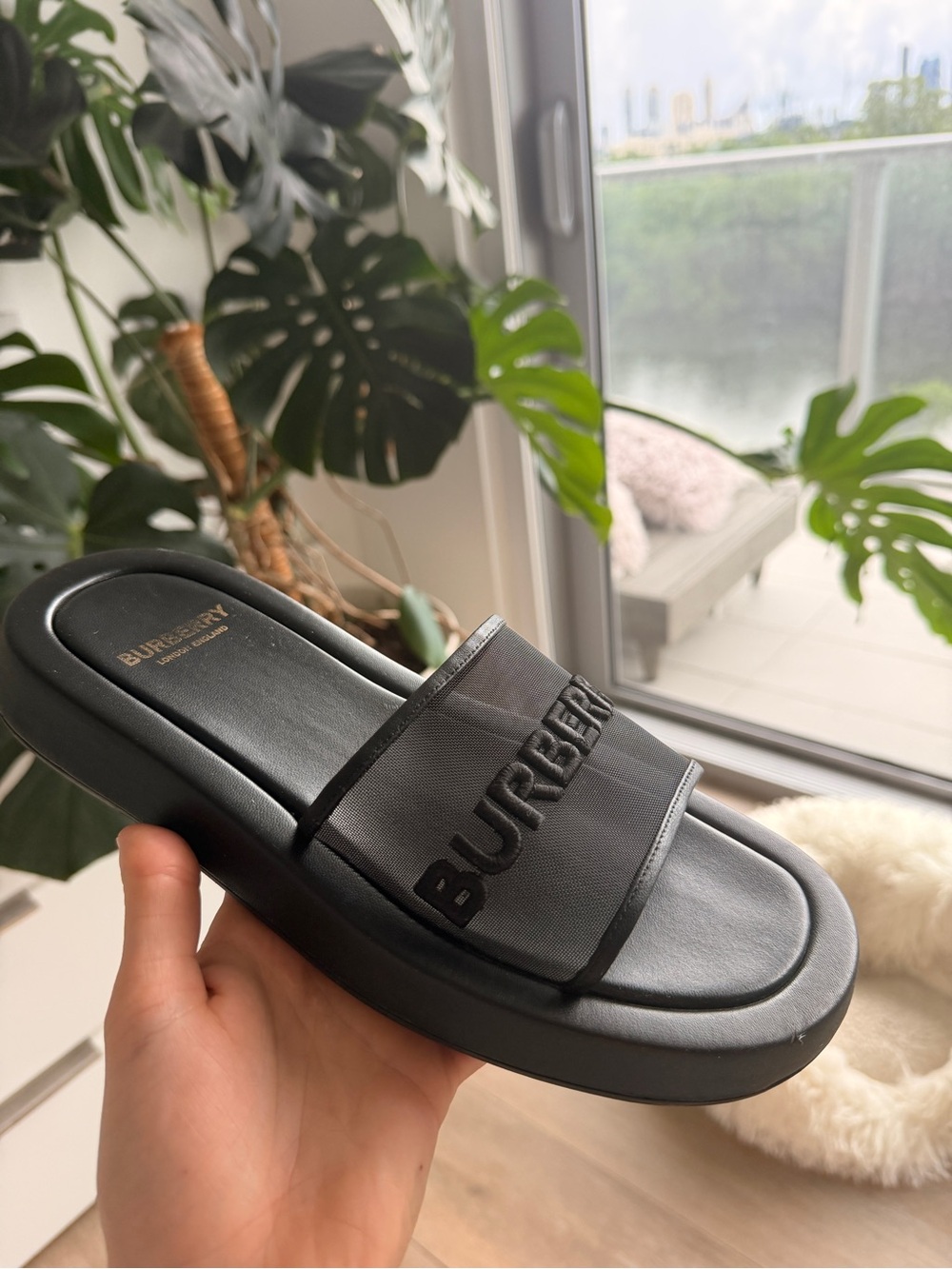 Burberry Buckingham Logo Mesh Platform Slides Black EU 39
